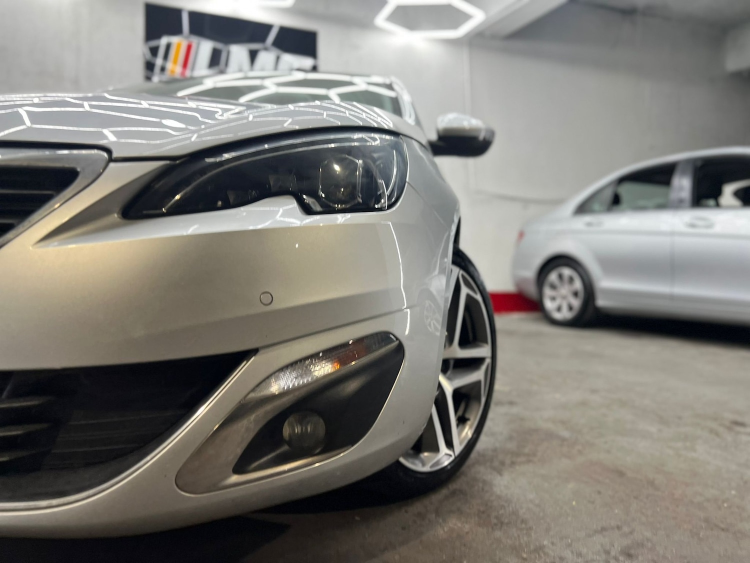 Used Peugeot 308 2014 for sale - 77903363: Photo 14