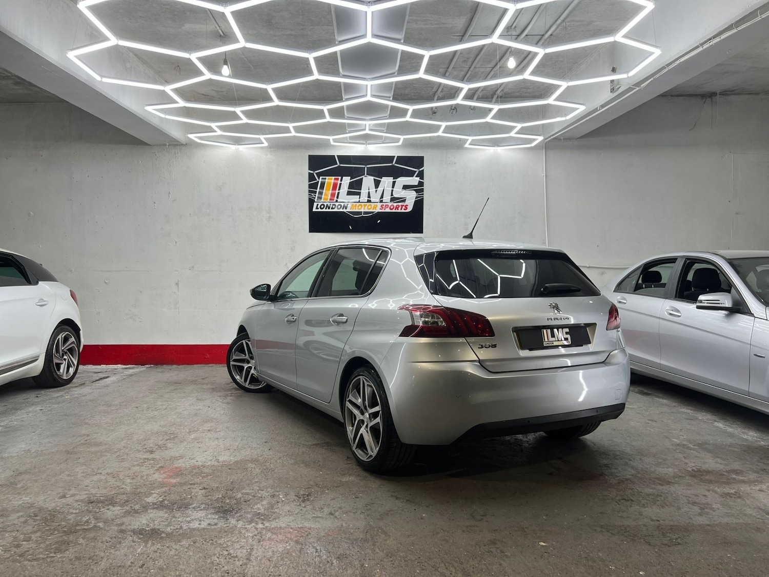 Used Peugeot 308 2014 for sale - 77903363: Photo 65