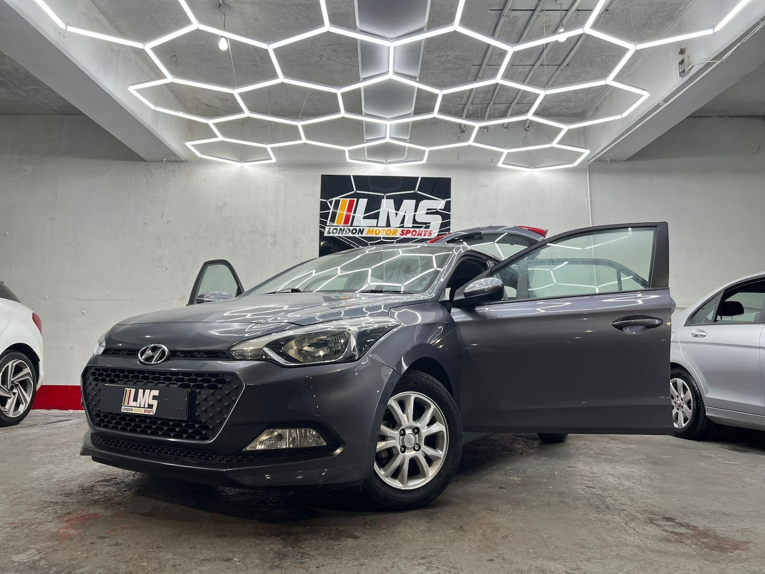 Used Hyundai i20 2018 for sale - 78131449: Photo 30