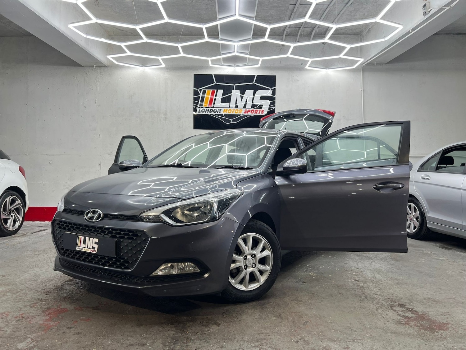 Used Hyundai i20 2018 for sale - 78131449: Photo 34