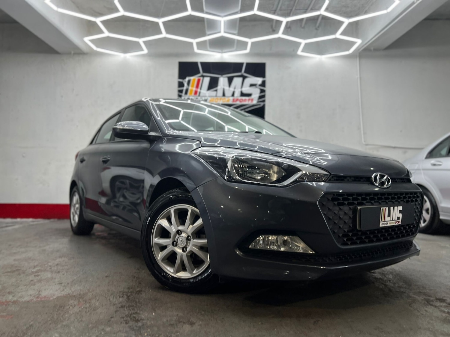 Used Hyundai i20 2018 for sale - 78131449: Photo 43