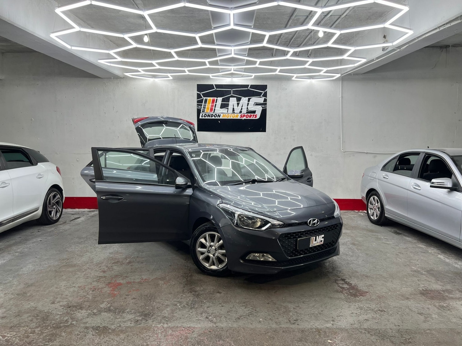 Used Hyundai i20 2018 for sale - 78131449: Photo 49
