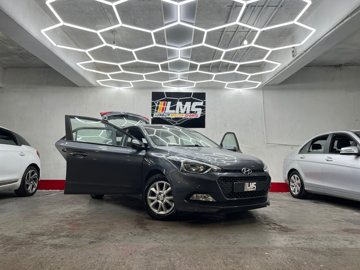 Used Hyundai i20 2018 for sale - 78131449: Photo 53