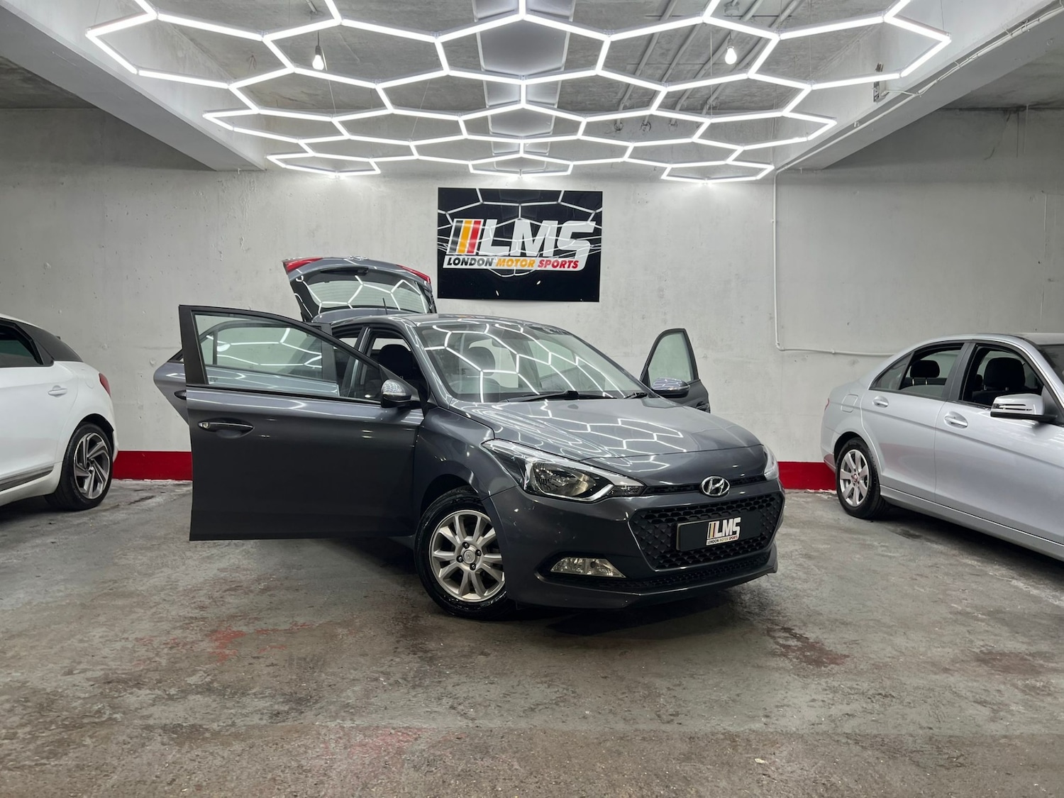 Used Hyundai i20 2018 for sale - 78131449: Photo 57