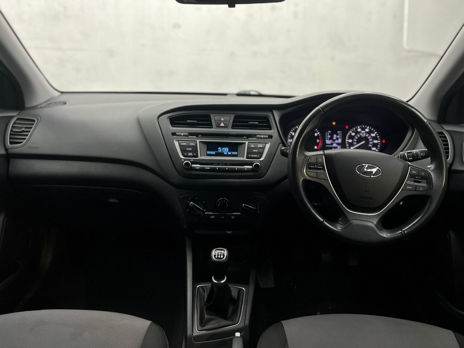 Used Hyundai i20 2018 for sale - 78131449: Photo 70