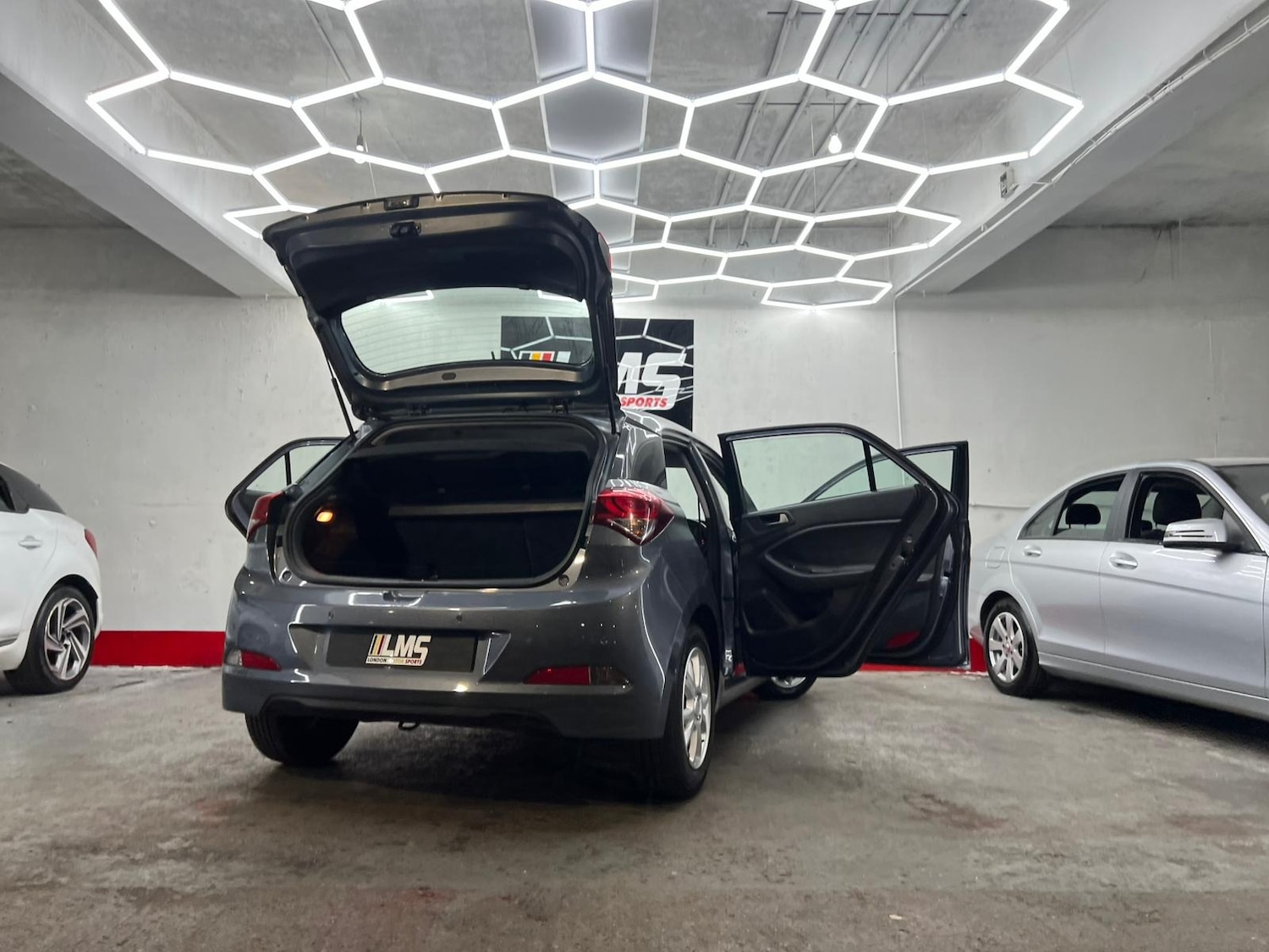 Used Hyundai i20 2018 for sale - 78131449: Photo 99