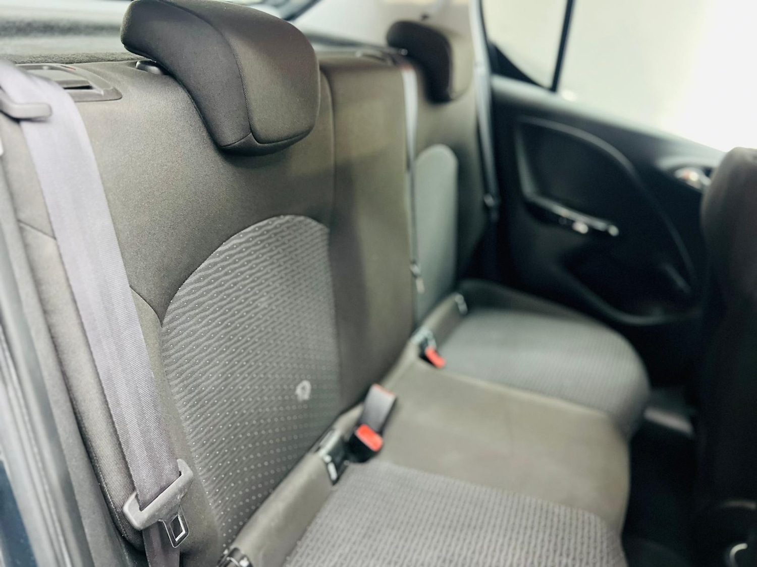 Used Vauxhall Corsa 2016 for sale - 75546345: Photo 71