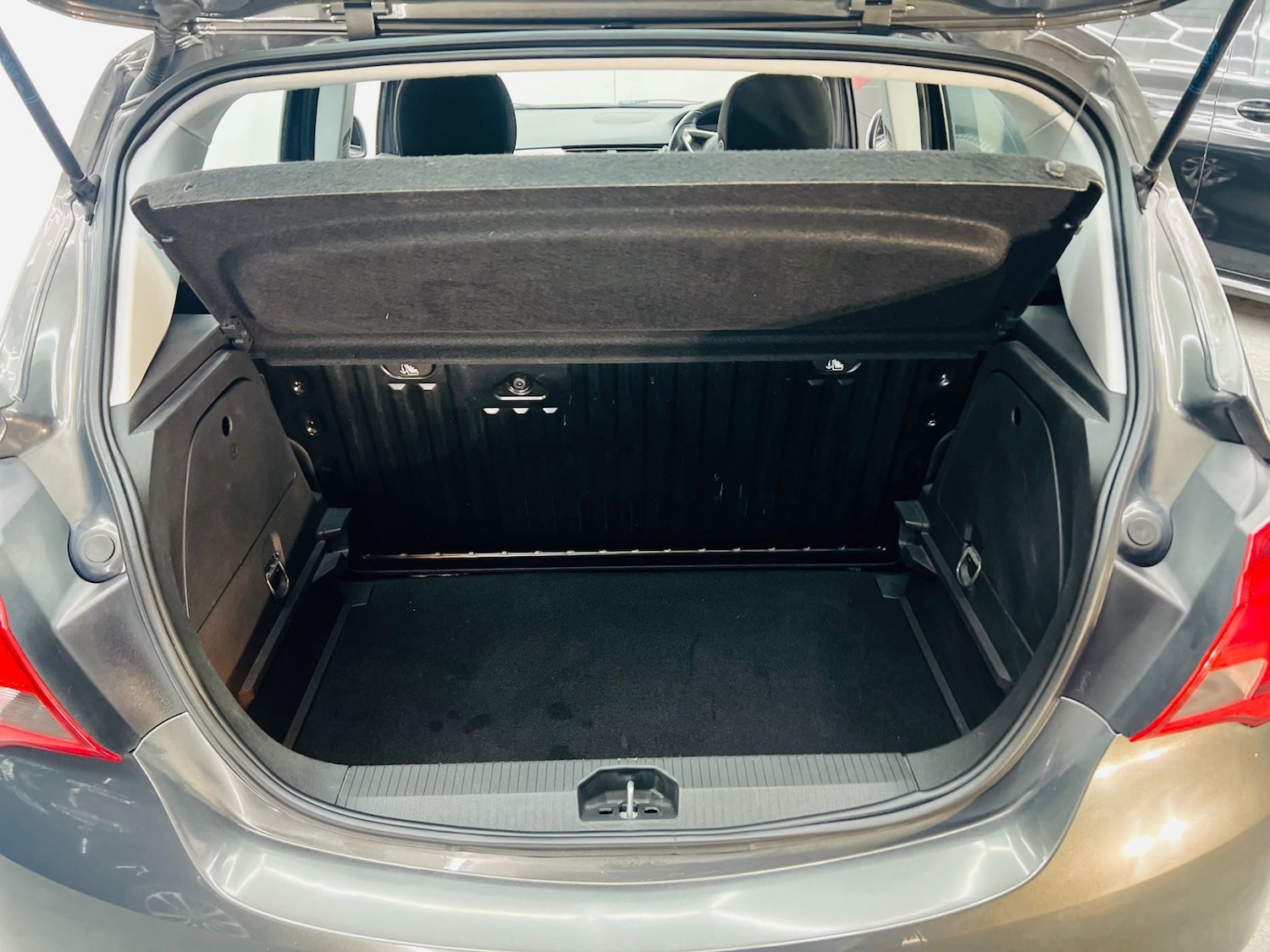 Used Vauxhall Corsa 2016 for sale - 75546345: Photo 98