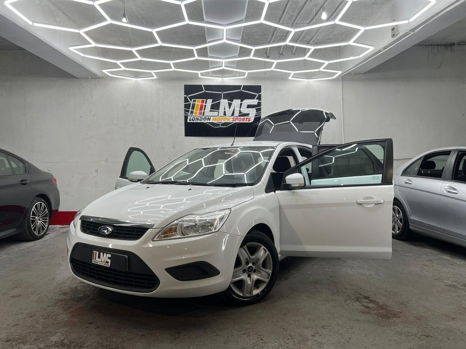 Used Ford Focus 2010 for sale - 78122209: Photo 16