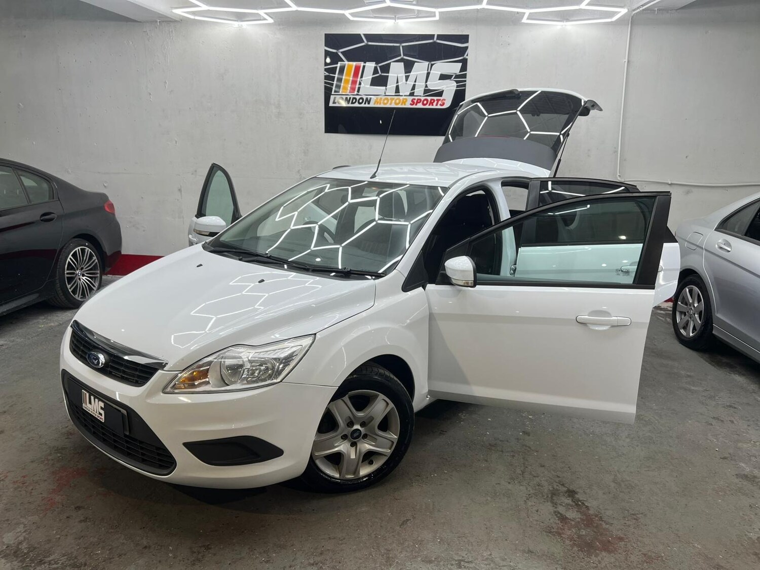 Used Ford Focus 2010 for sale - 78122209: Photo 18