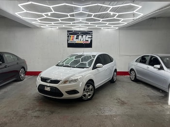 Used Ford Focus 2010 for sale - 78122209: Photo
