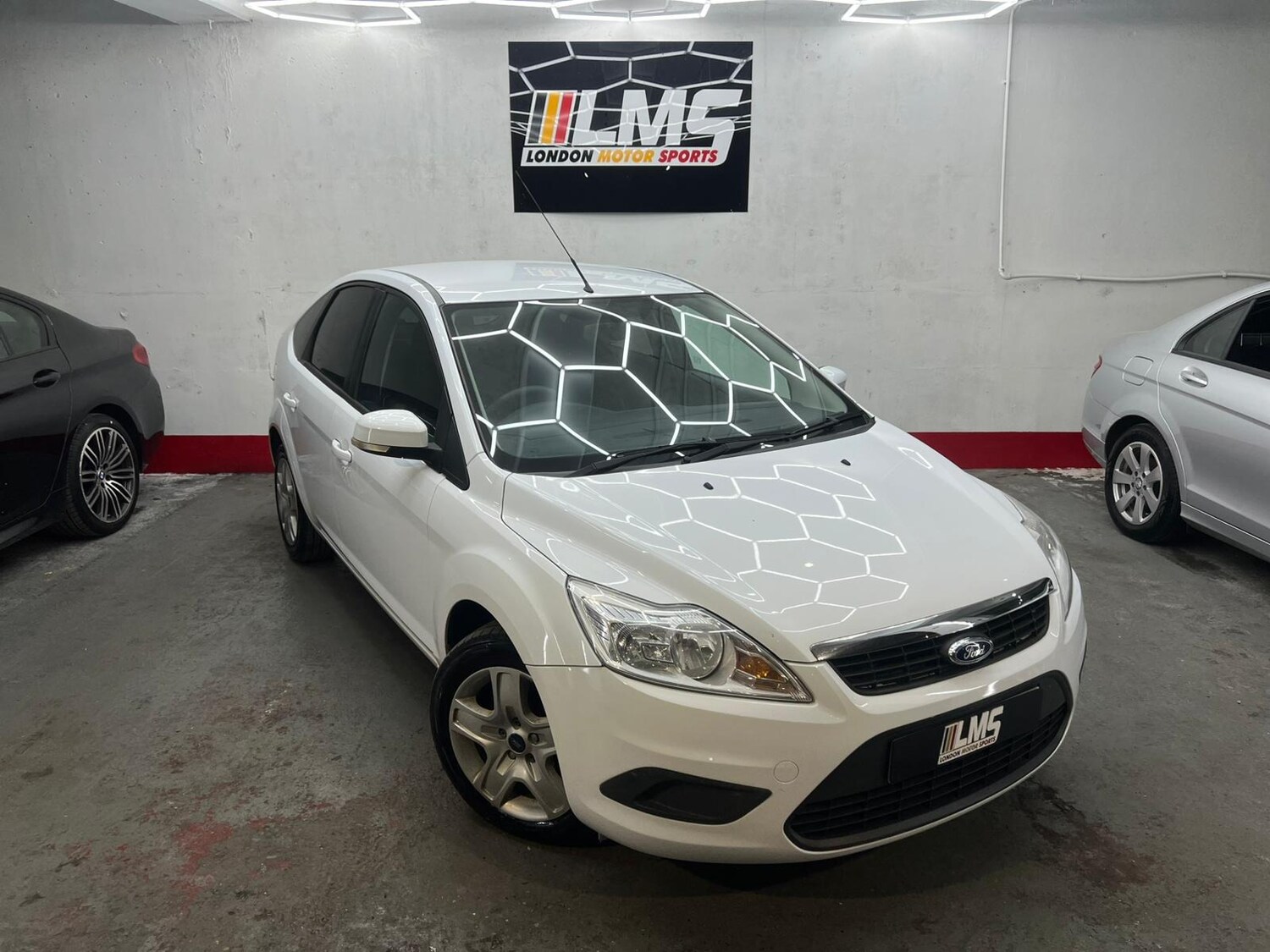 Used Ford Focus 2010 for sale - 78122209: Photo 26