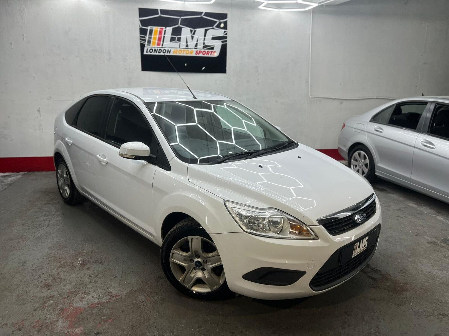 Used Ford Focus 2010 for sale - 78122209: Photo 27