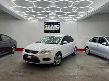 Used Ford Focus 2010 for sale - 78122209: Photo