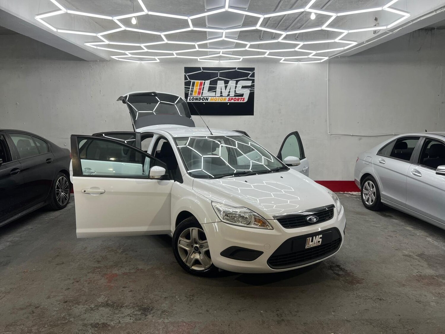 Used Ford Focus 2010 for sale - 78122209: Photo 38