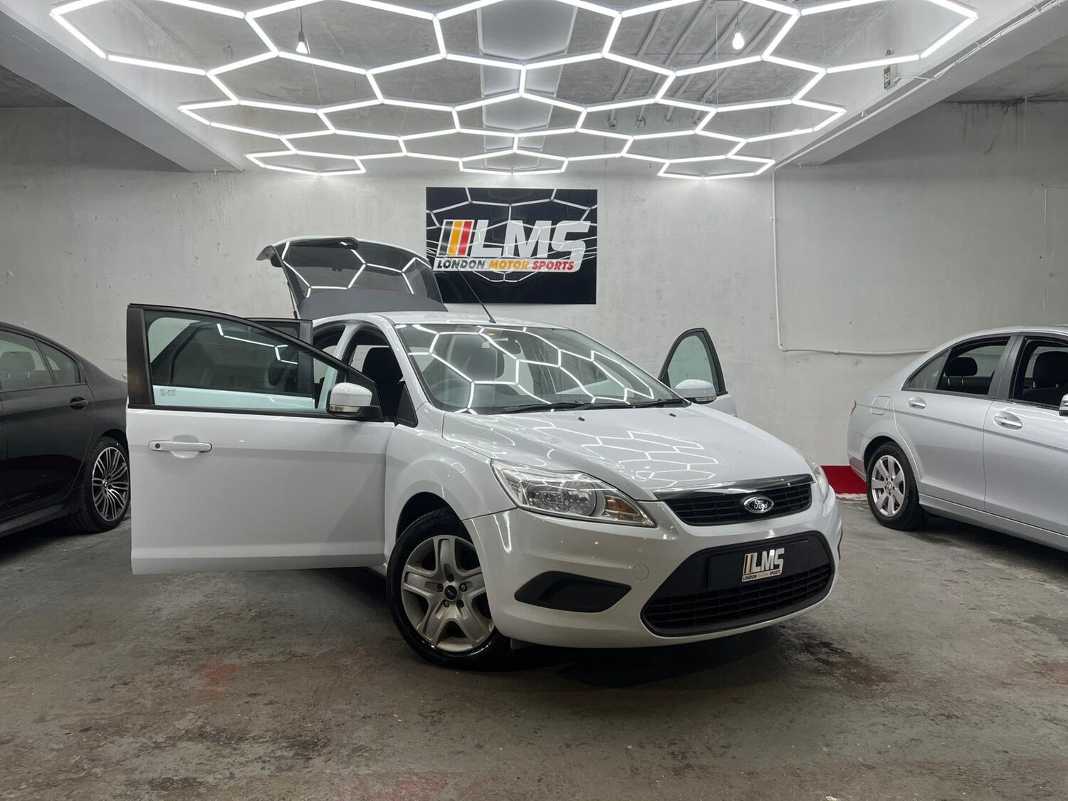 Used Ford Focus 2010 for sale - 78122209: Photo 39