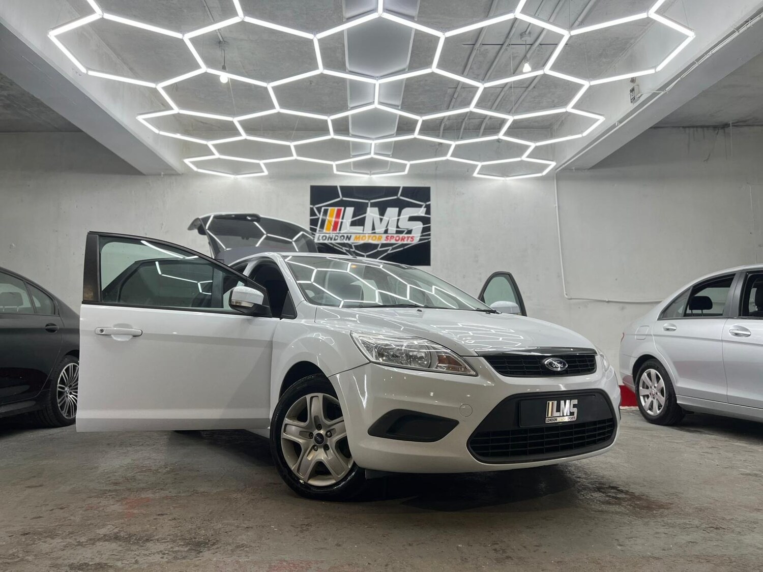 Used Ford Focus 2010 for sale - 78122209: Photo 43