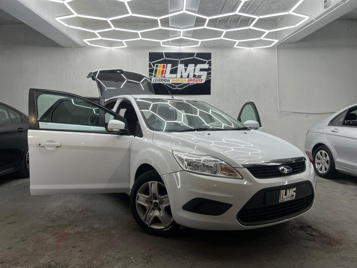 Used Ford Focus 2010 for sale - 78122209: Photo 44