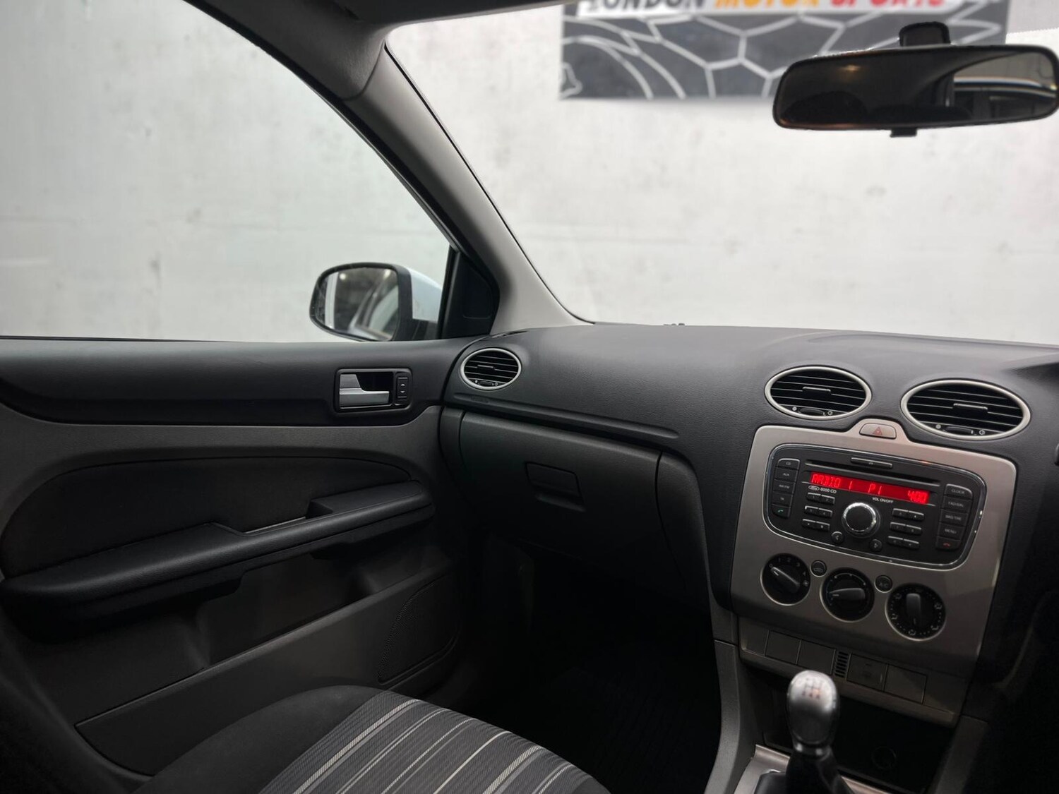 Used Ford Focus 2010 for sale - 78122209: Photo 55