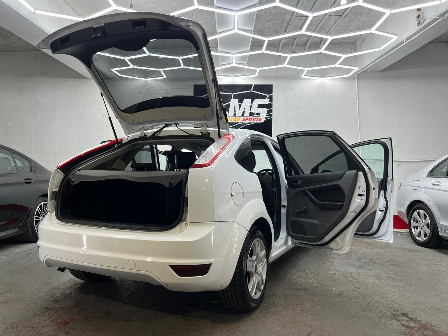 Used Ford Focus 2010 for sale - 78122209: Photo 89