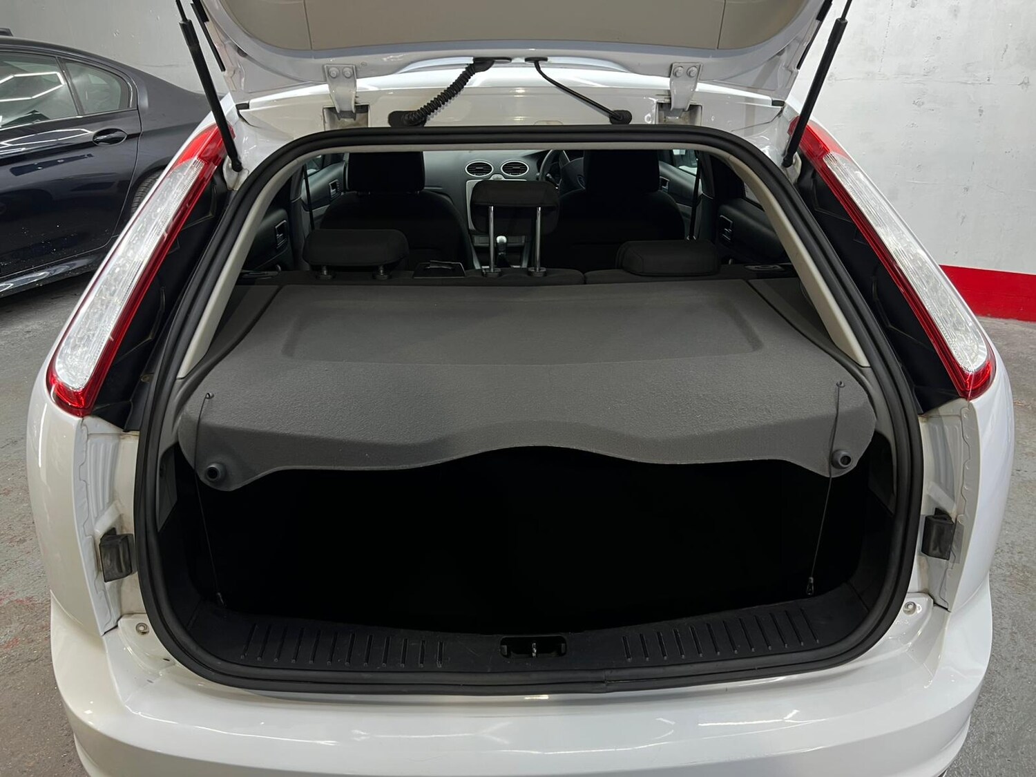 Used Ford Focus 2010 for sale - 78122209: Photo 95