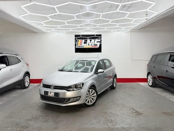 Used Volkswagen Polo 2010 for sale - 76565703: Photo
