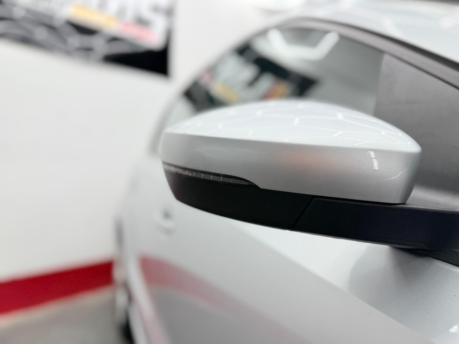 Used Volkswagen Polo 2010 for sale - 76565703: Photo 24