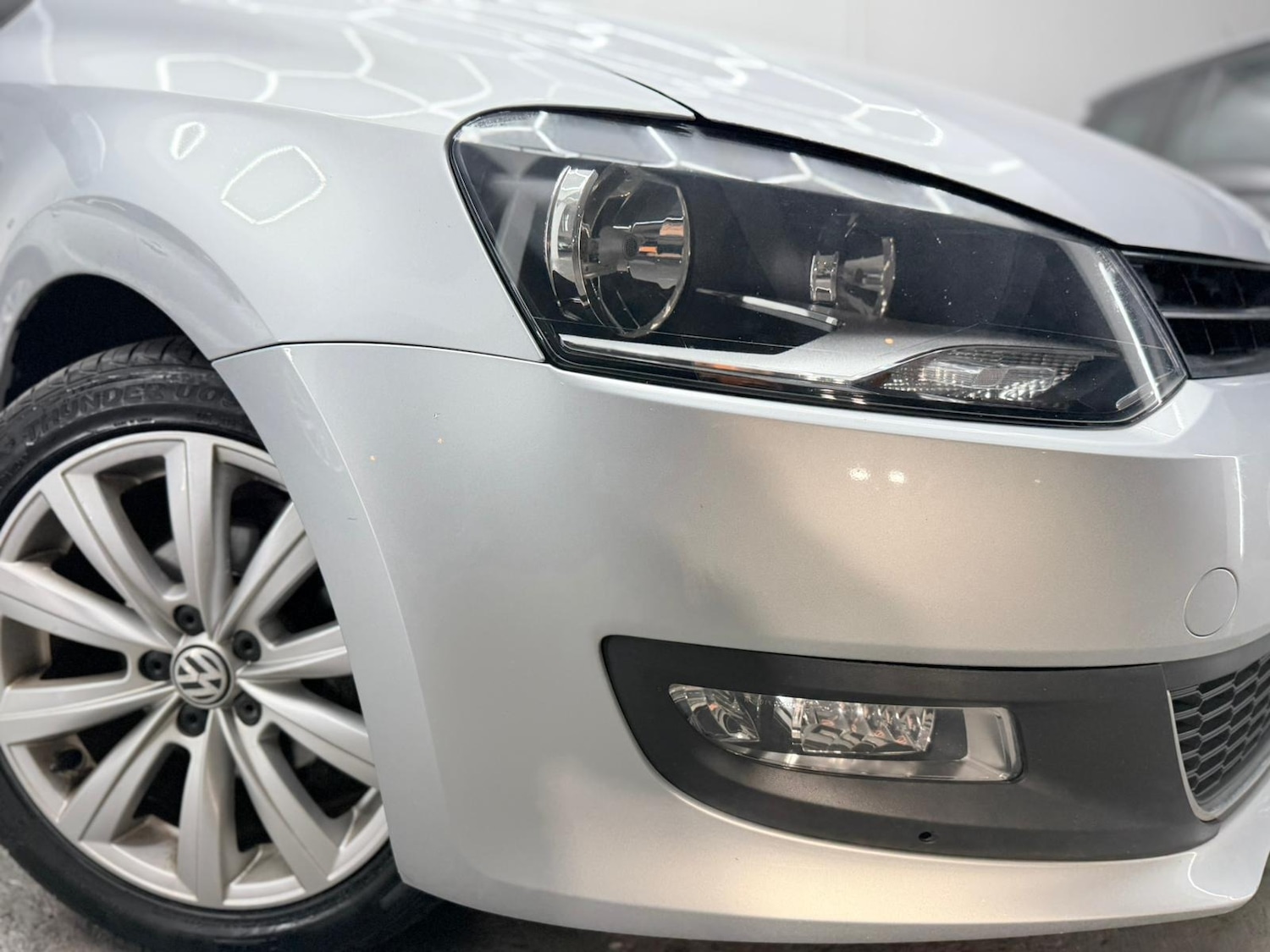 Used Volkswagen Polo 2010 for sale - 76565703: Photo 25