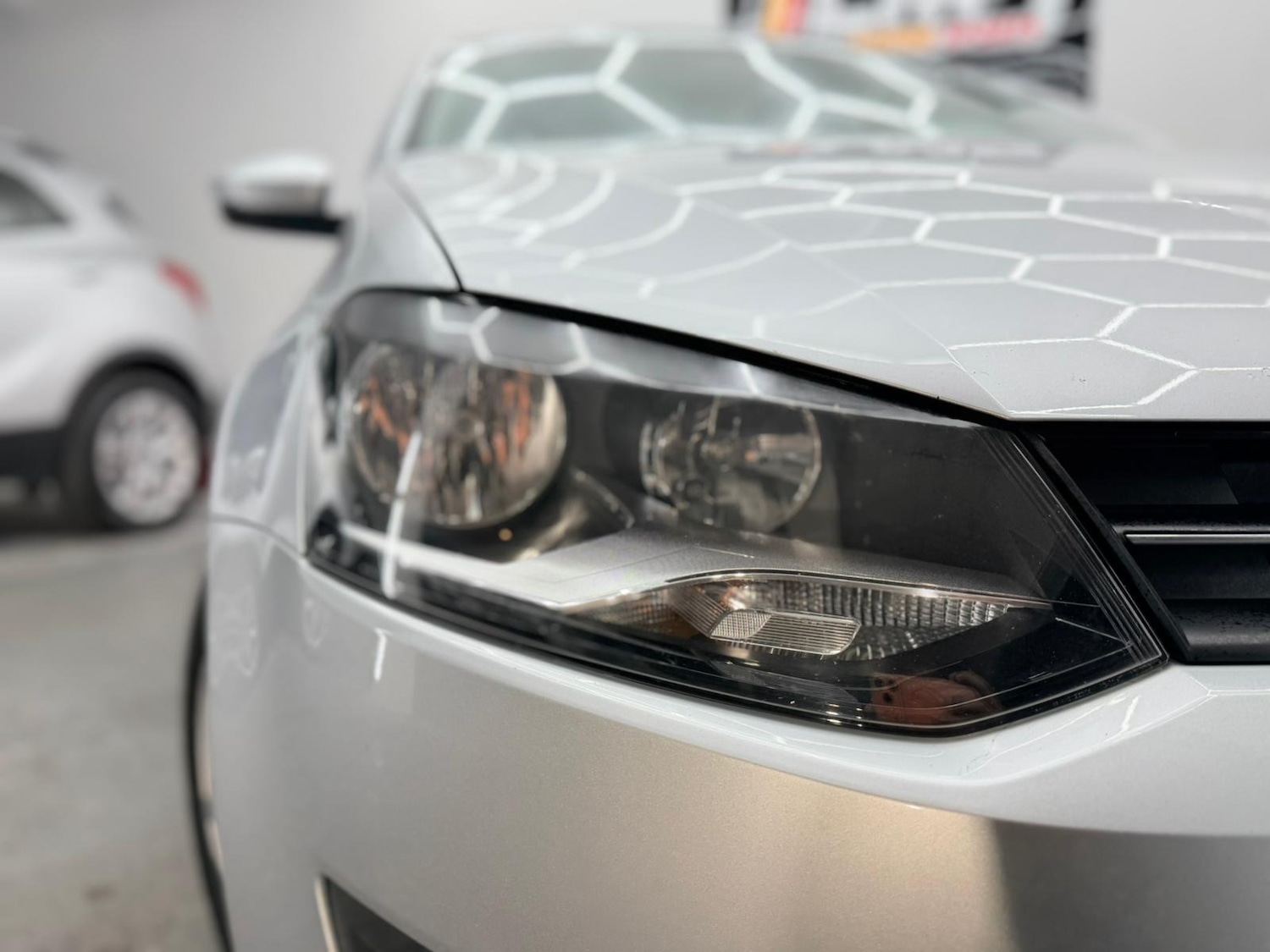 Used Volkswagen Polo 2010 for sale - 76565703: Photo 28