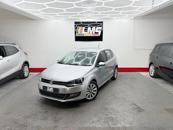 Used Volkswagen Polo 2010 for sale - 76565703: Photo