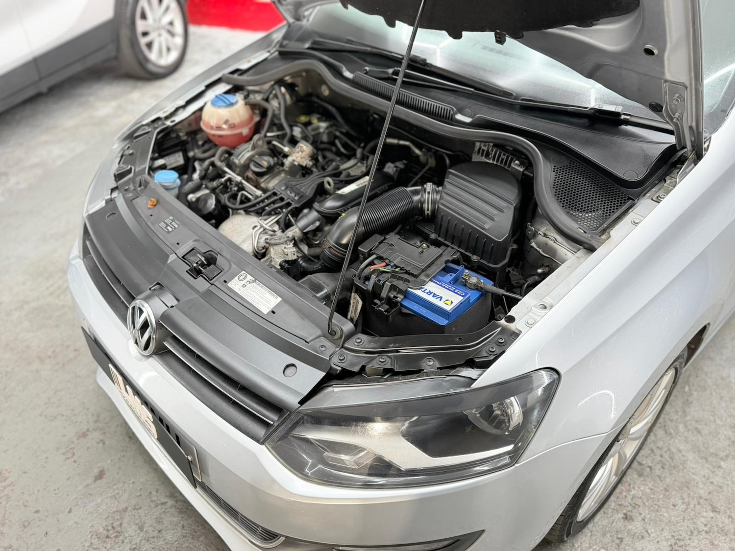 Used Volkswagen Polo 2010 for sale - 76565703: Photo 38