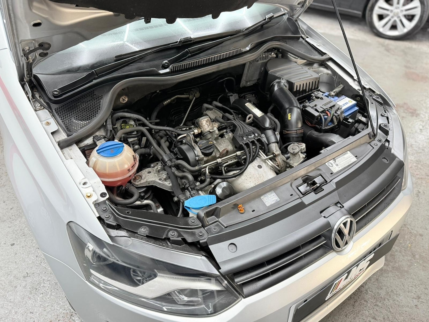 Used Volkswagen Polo 2010 for sale - 76565703: Photo 39