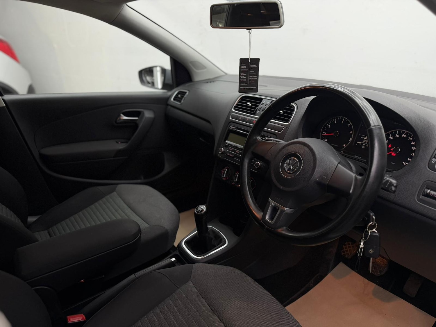 Used Volkswagen Polo 2010 for sale - 76565703: Photo 52