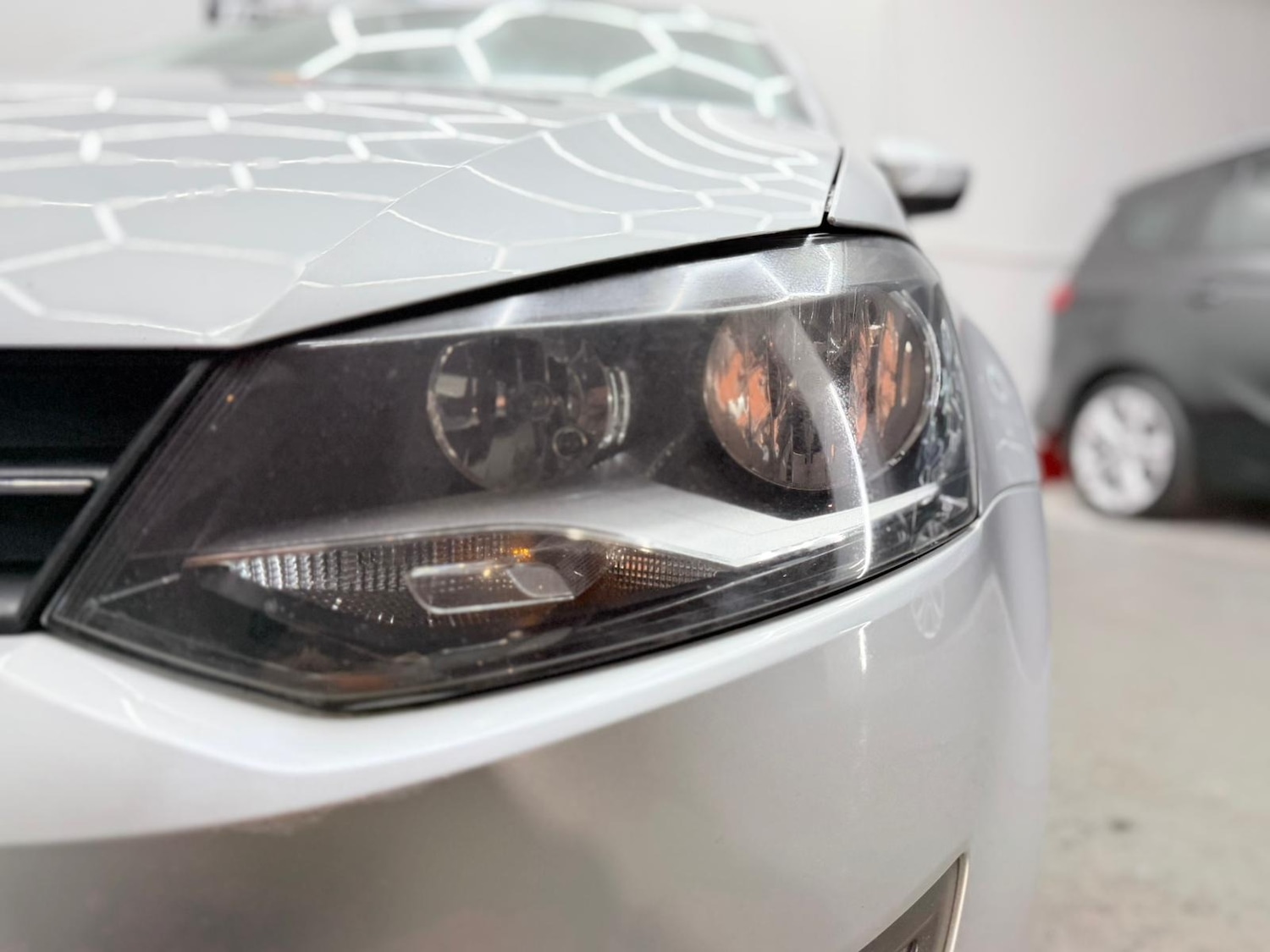 Used Volkswagen Polo 2010 for sale - 76565703: Photo 9