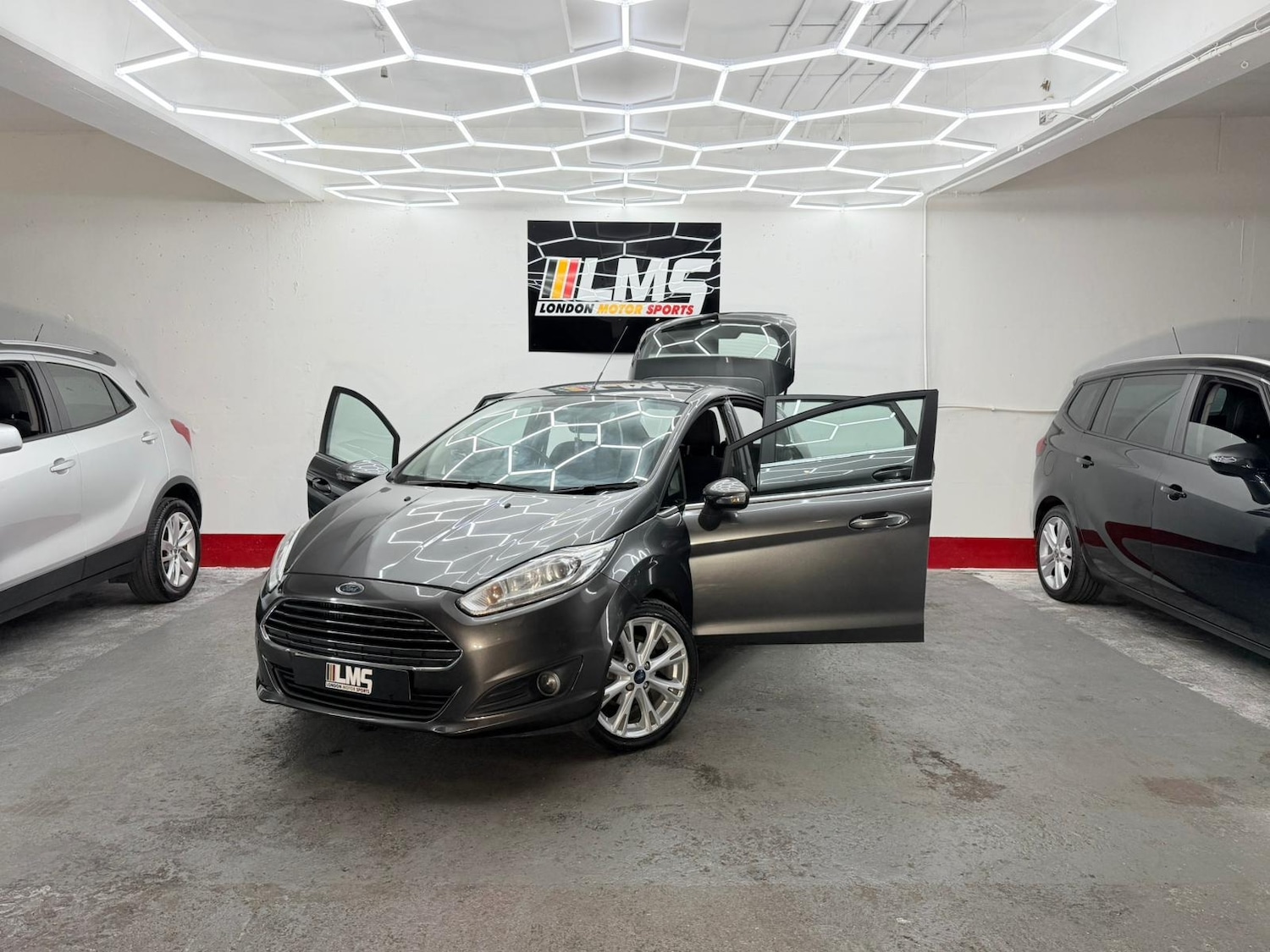 Used Ford Fiesta 2015 for sale - 76946818: Photo 16