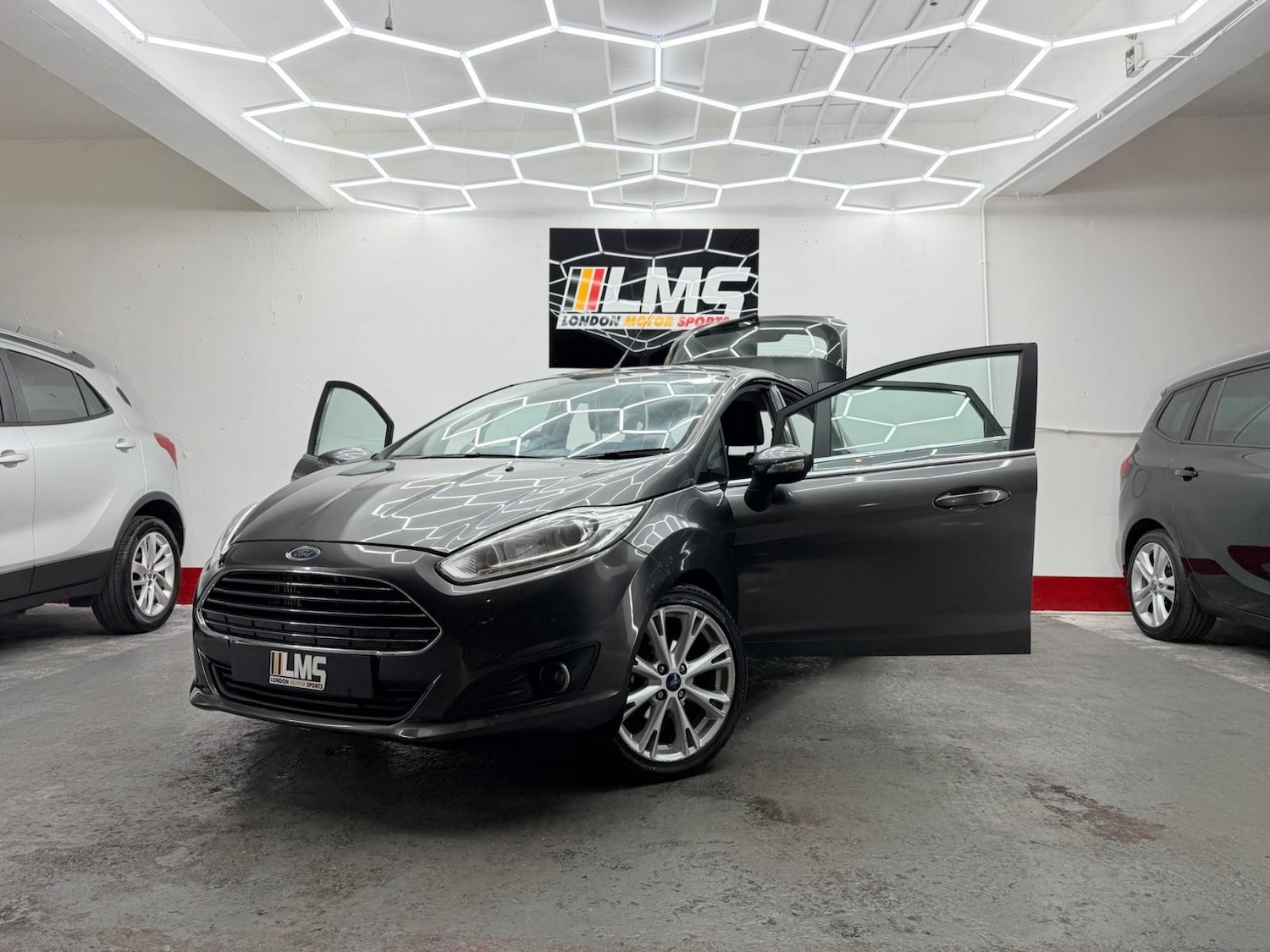 Used Ford Fiesta 2015 for sale - 76946818: Photo 19