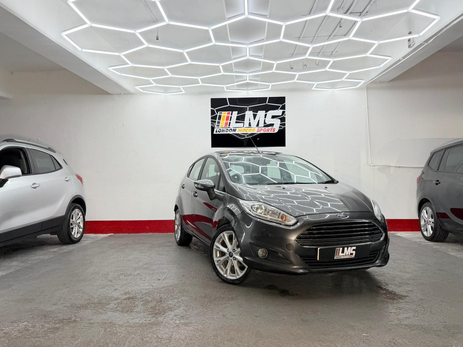 Used Ford Fiesta 2015 for sale - 76946818: Photo 24