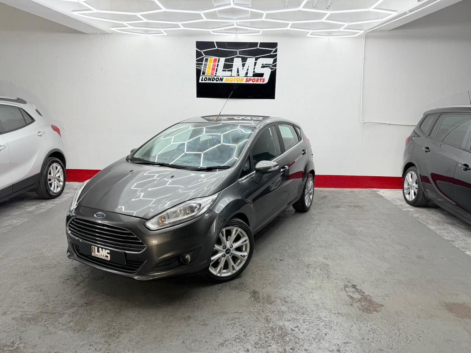Used Ford Fiesta 2015 for sale - 76946818: Photo 3