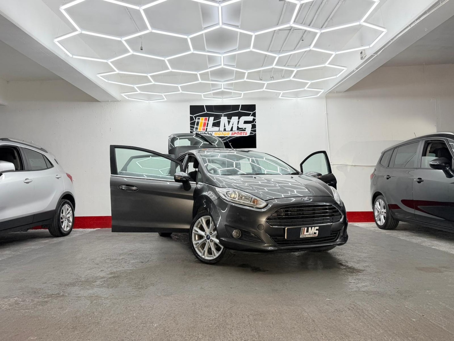 Used Ford Fiesta 2015 for sale - 76946818: Photo 34