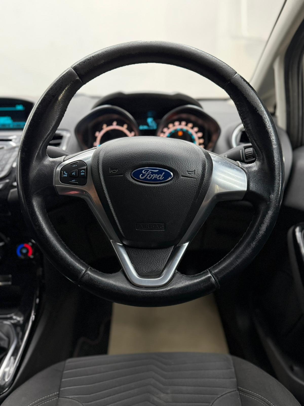 Used Ford Fiesta 2015 for sale - 76946818: Photo 44