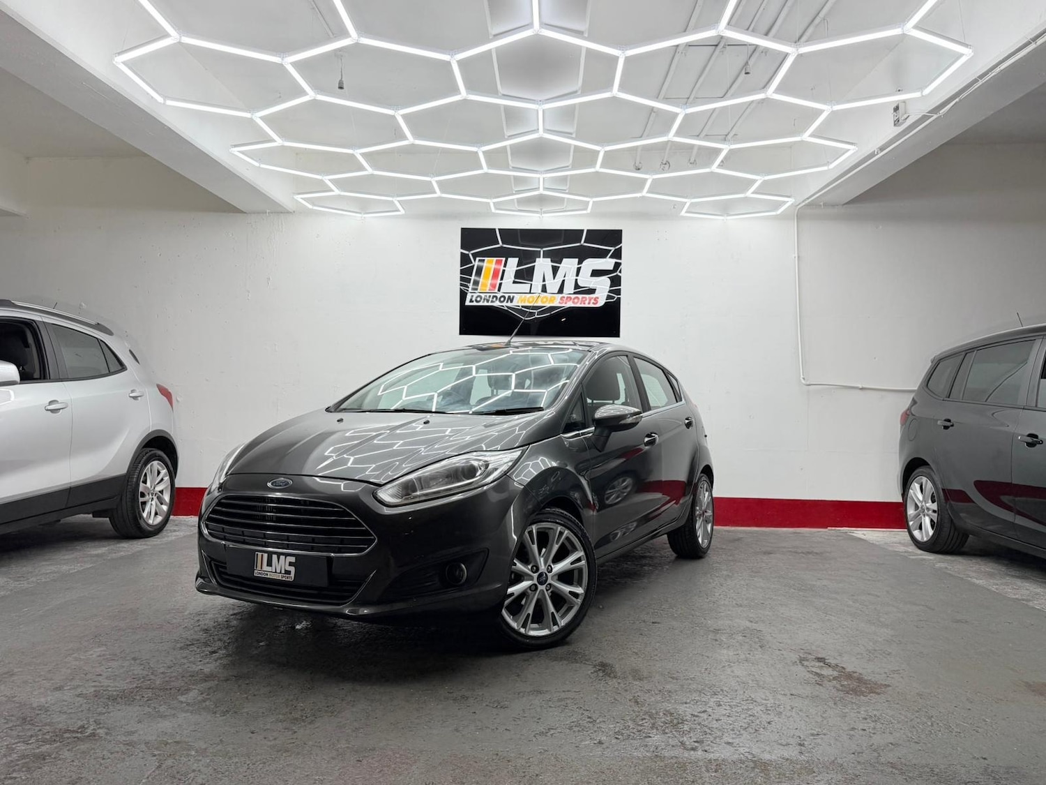 Used Ford Fiesta 2015 for sale - 76946818: Photo 5