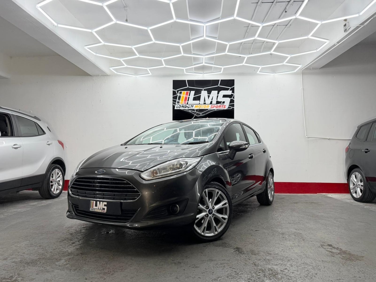 Used Ford Fiesta 2015 for sale - 76946818: Photo 6