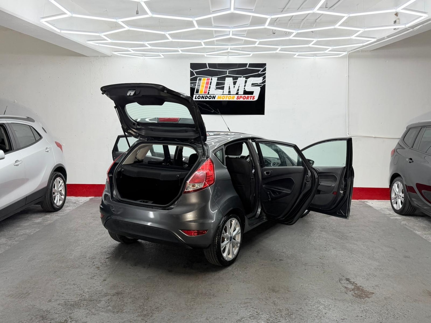 Used Ford Fiesta 2015 for sale - 76946818: Photo 82