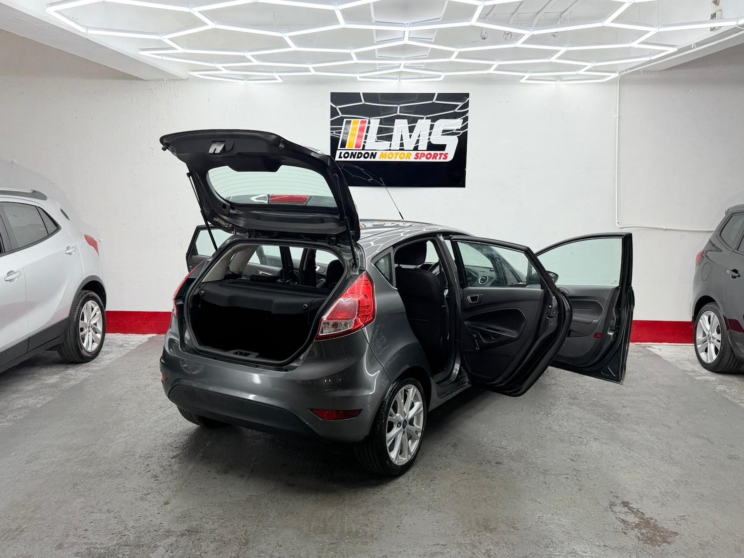 Used Ford Fiesta 2015 for sale - 76946818: Photo 83