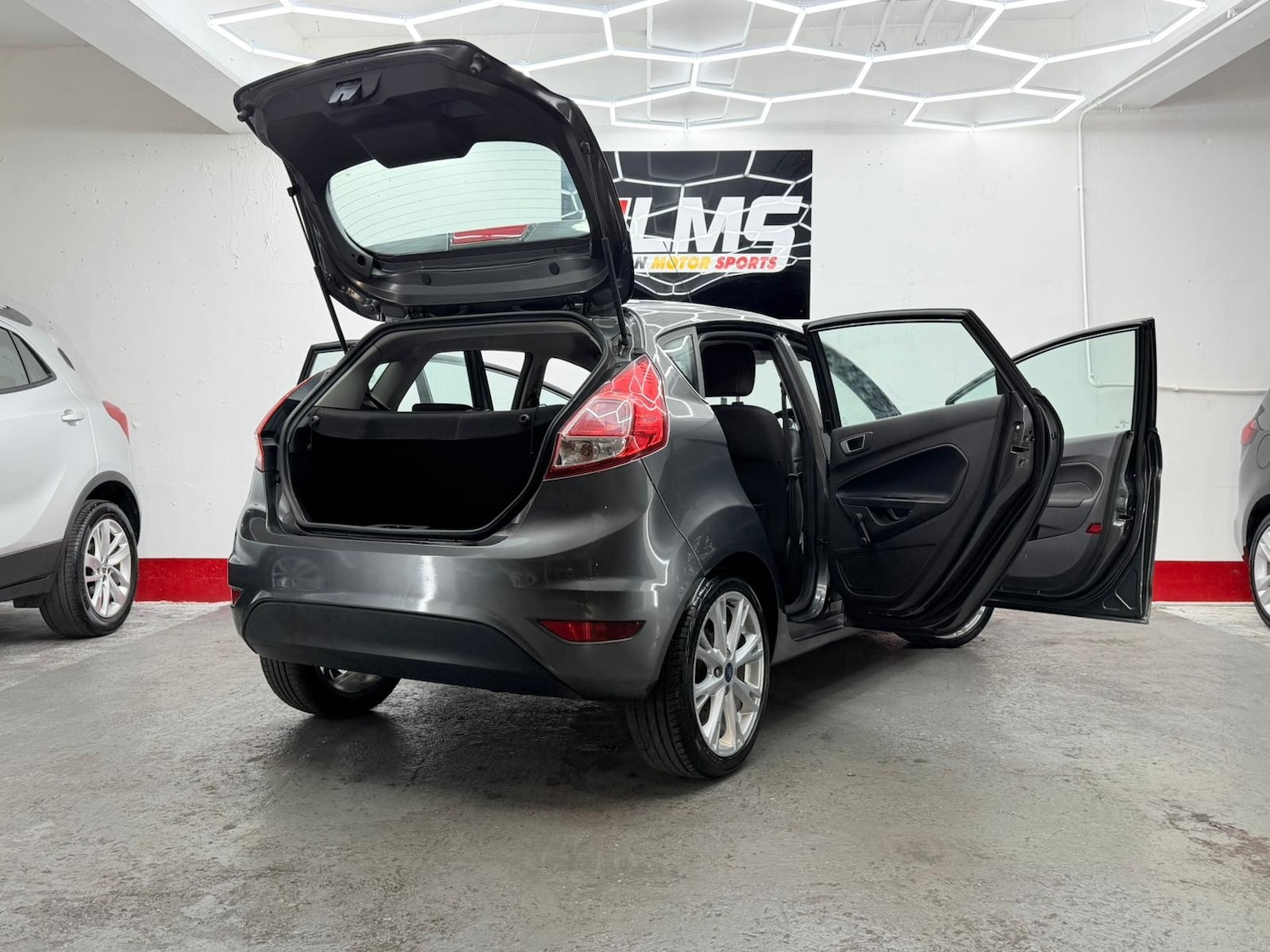 Used Ford Fiesta 2015 for sale - 76946818: Photo 84