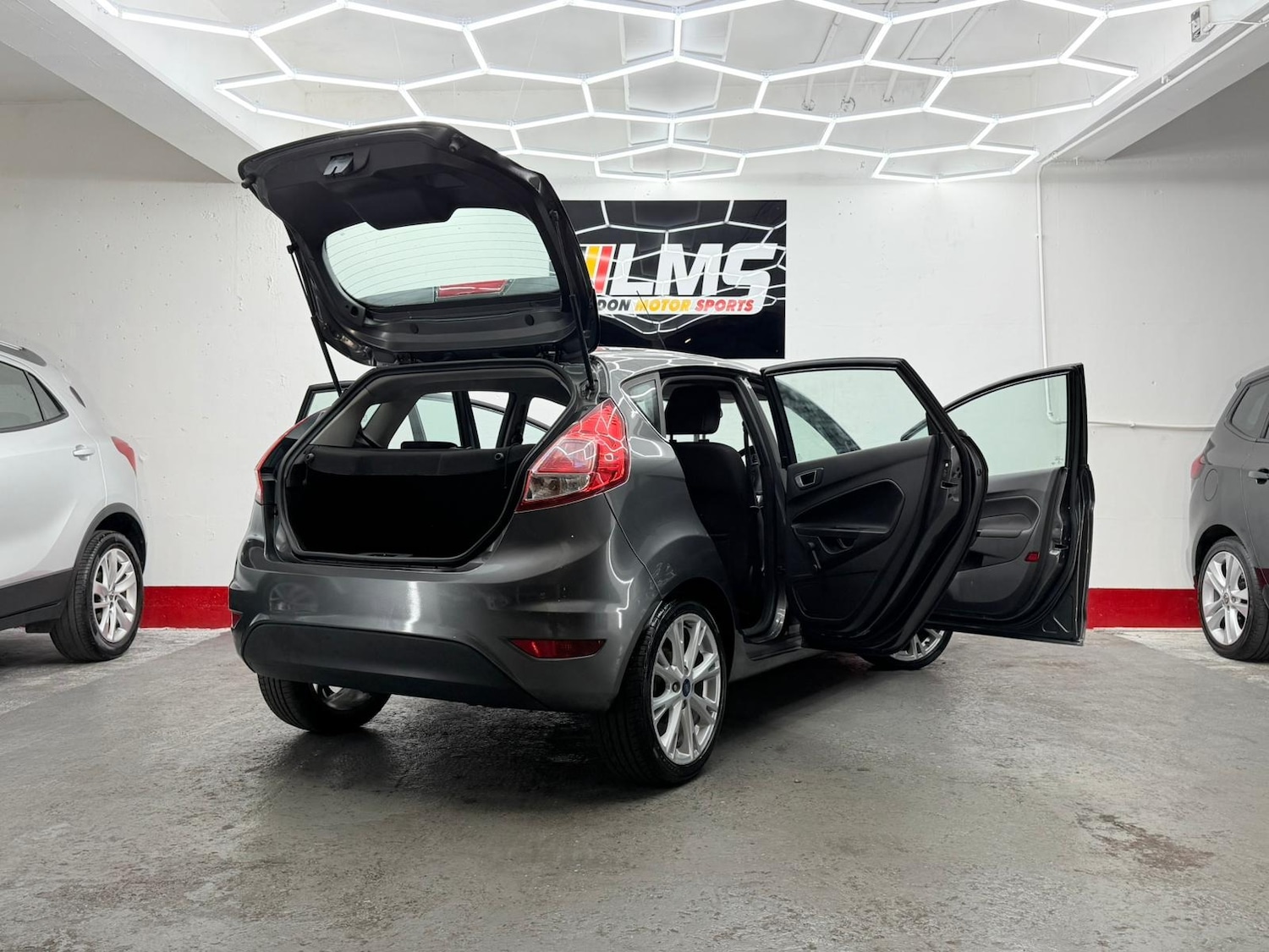 Used Ford Fiesta 2015 for sale - 76946818: Photo 87