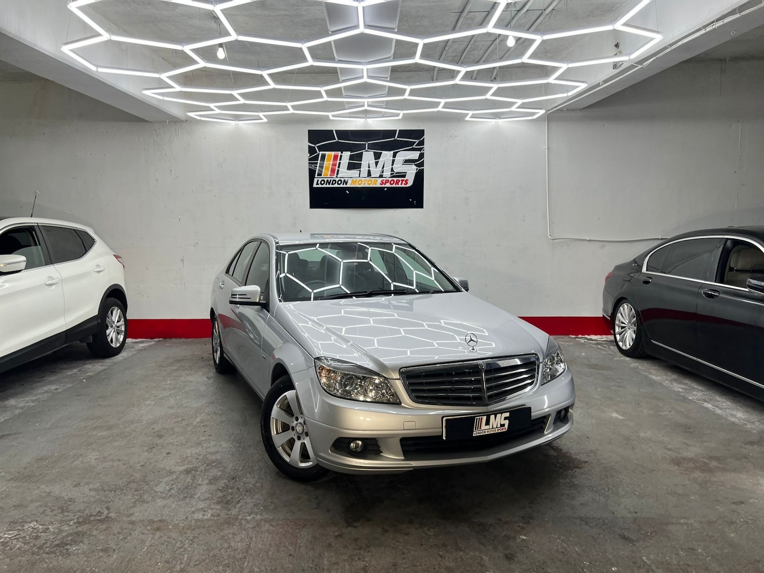 Used Mercedes-Benz C Class 2010 for sale - 77445995: Photo 24