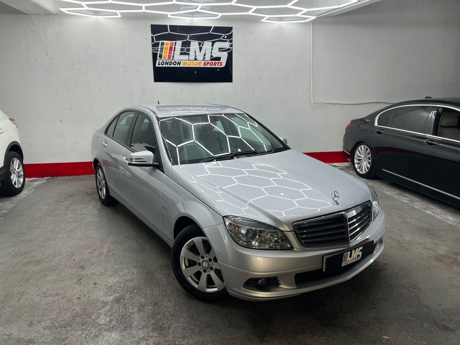 Used Mercedes-Benz C Class 2010 for sale - 77445995: Photo 26