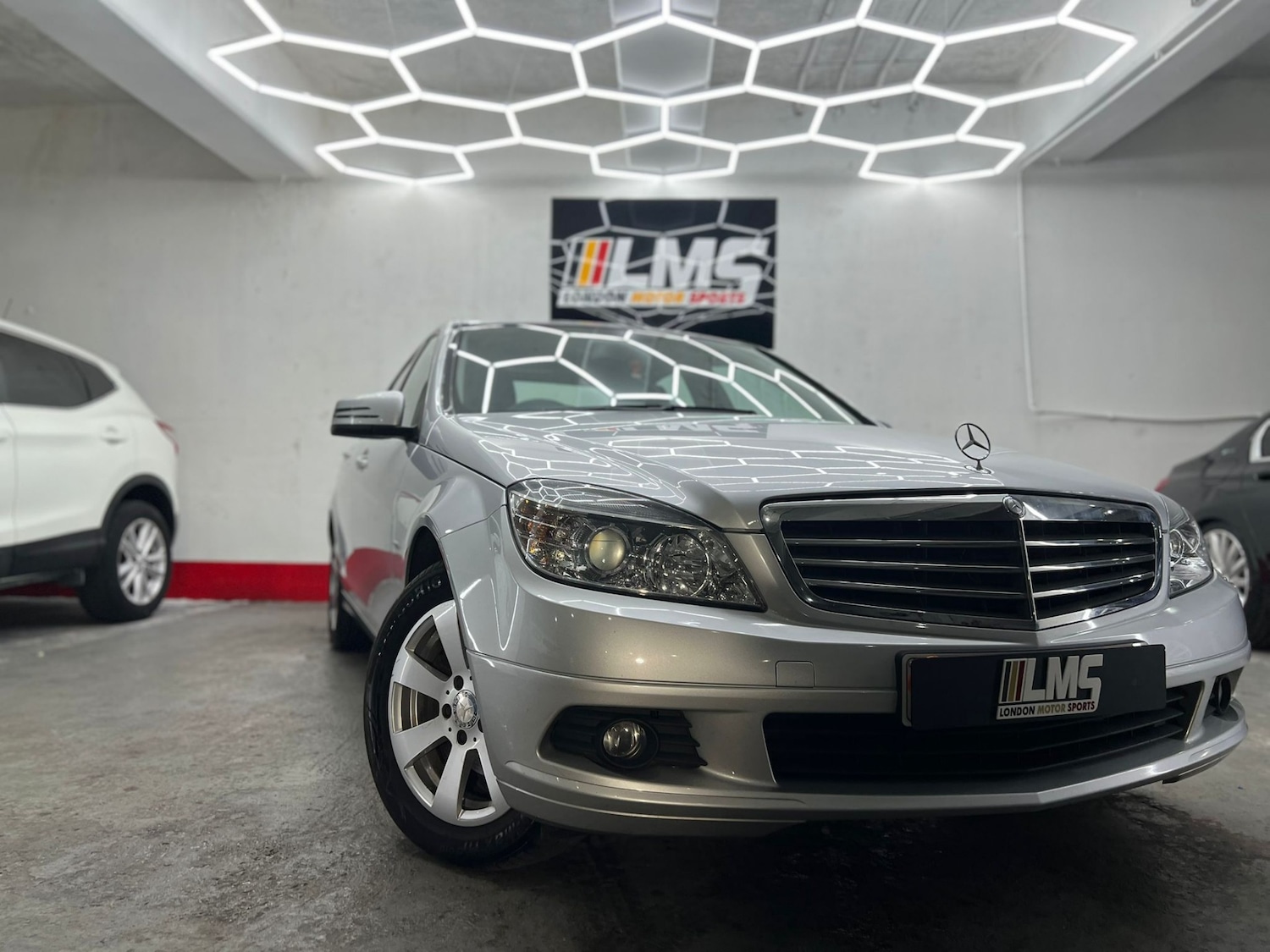 Used Mercedes-Benz C Class 2010 for sale - 77445995: Photo 30