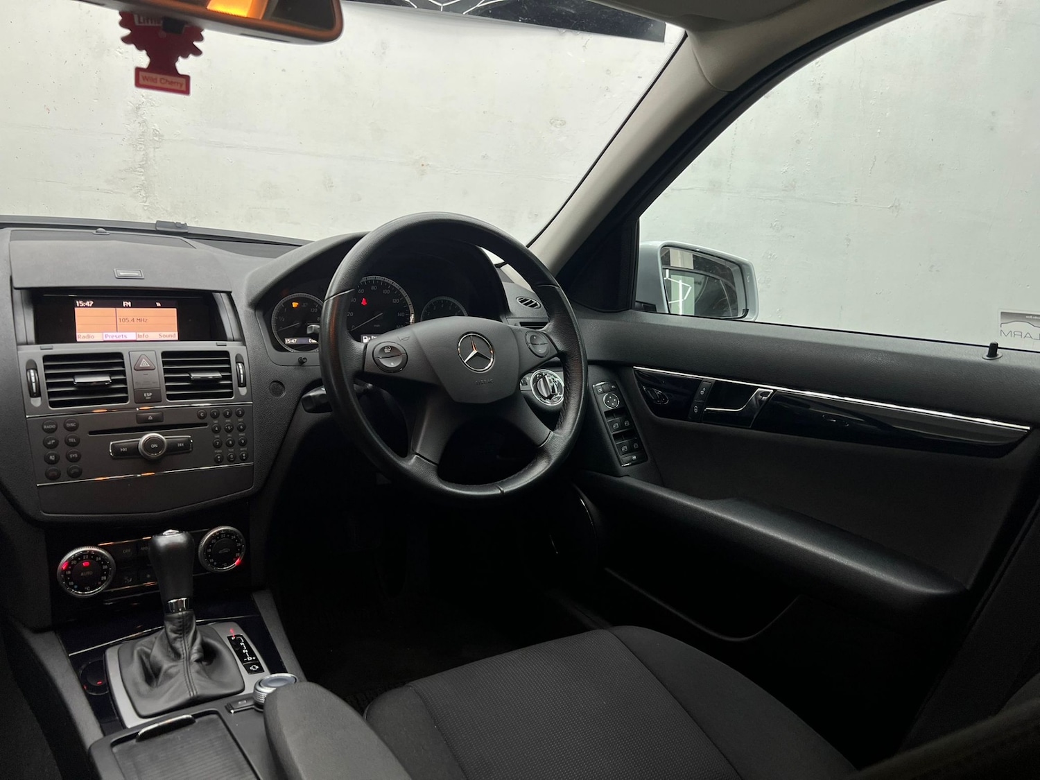 Used Mercedes-Benz C Class 2010 for sale - 77445995: Photo 54